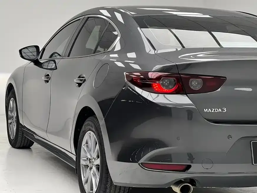 Mazda 3 Axela