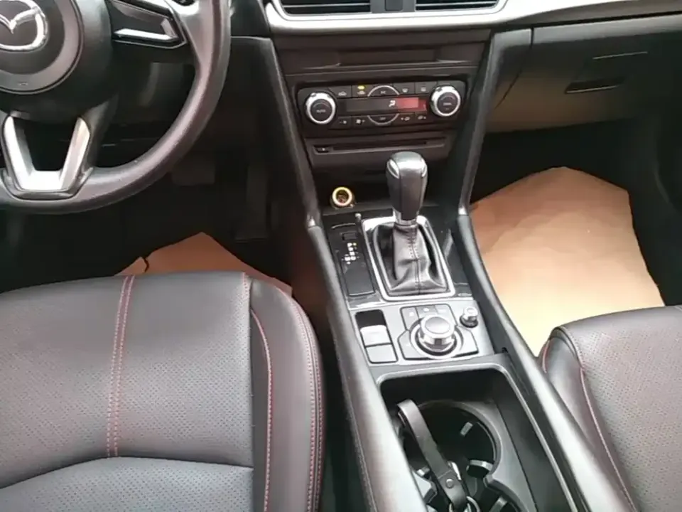 Mazda 3 Axela