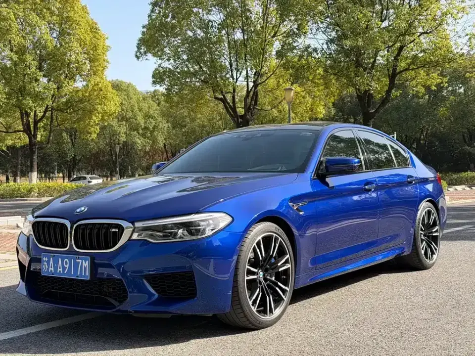 BMW M5