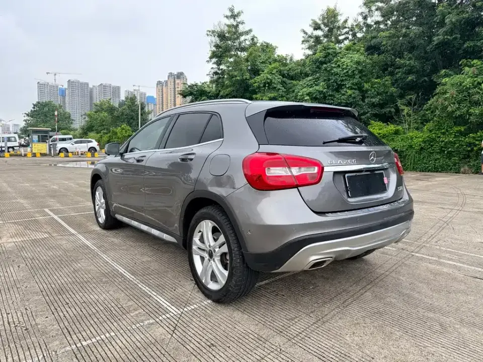 Mercedes-Benz GLA