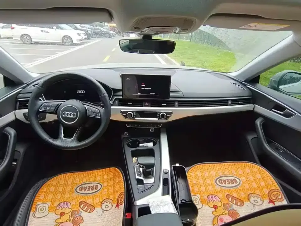 Audi A5 (Import)