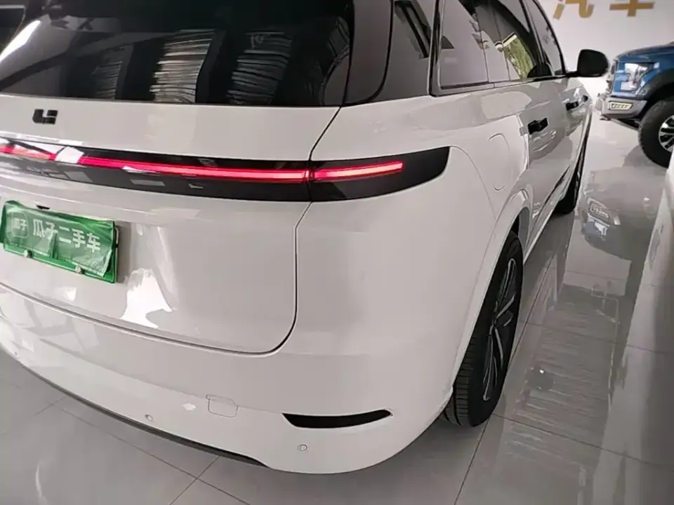 Li Li L7