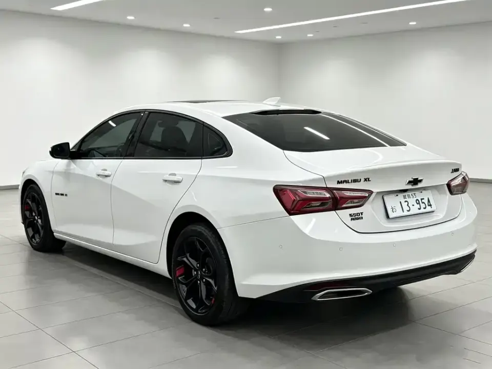 Chevrolet Malibu XL