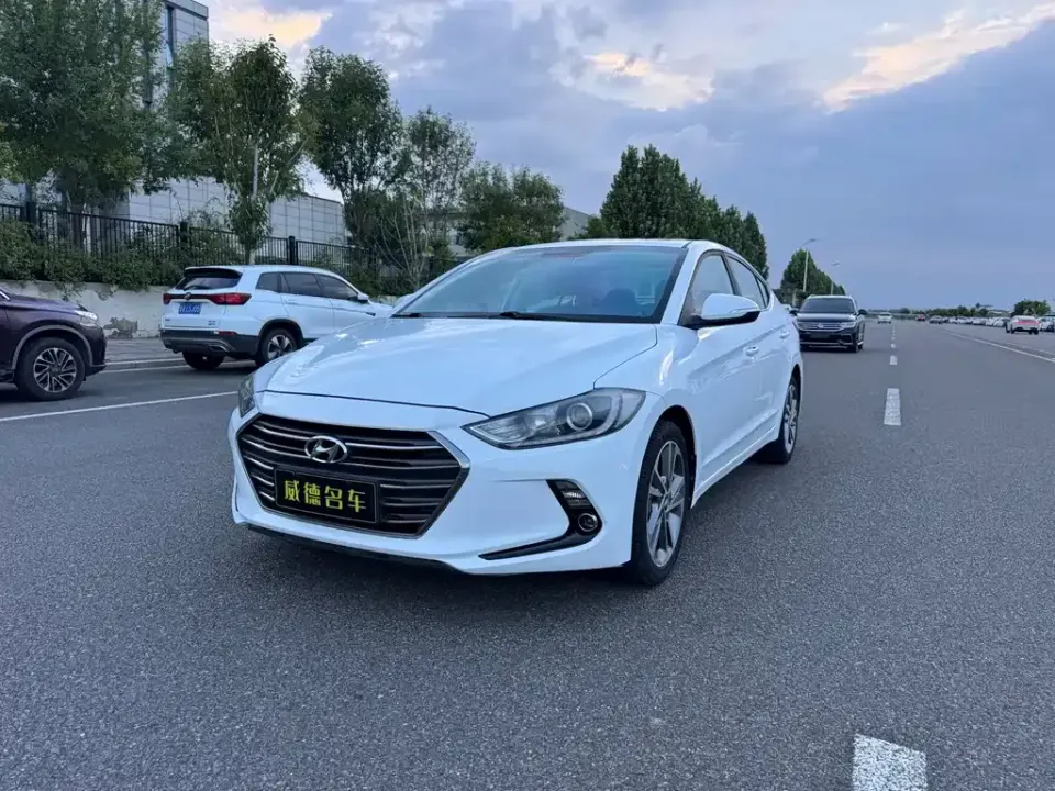 Hyundai Elantra