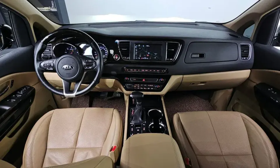 Kia Canival