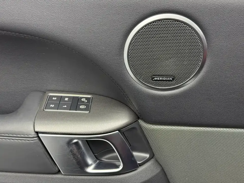 Land Rover Sport