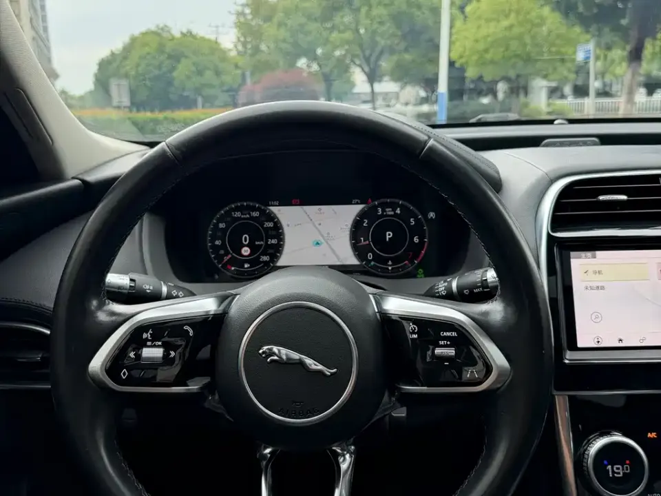 Jaguar XEL
