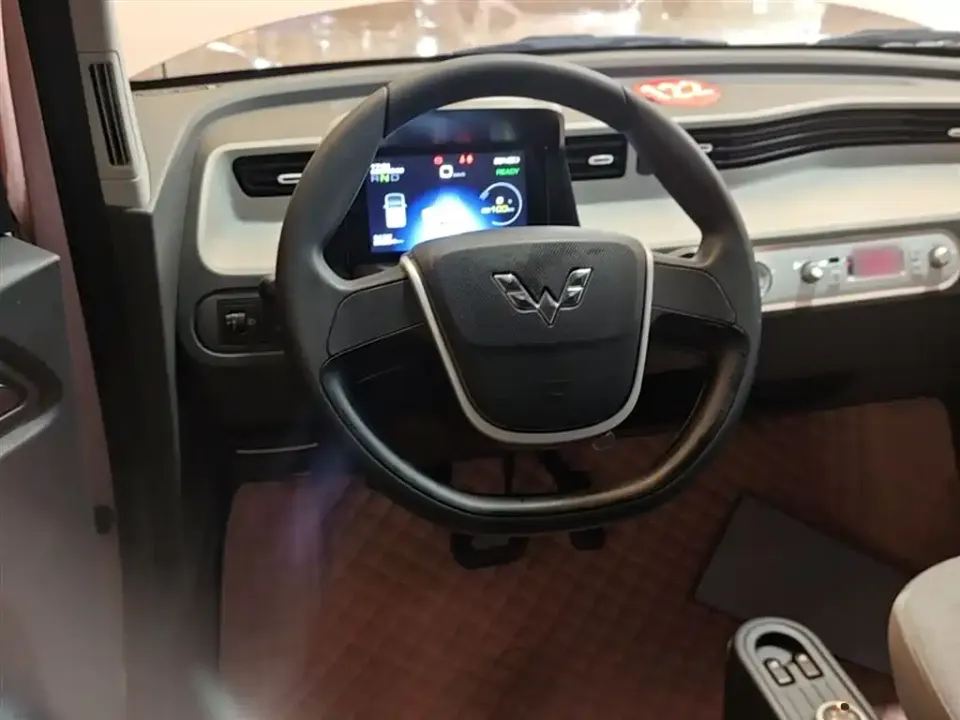 Wuling MINIEV