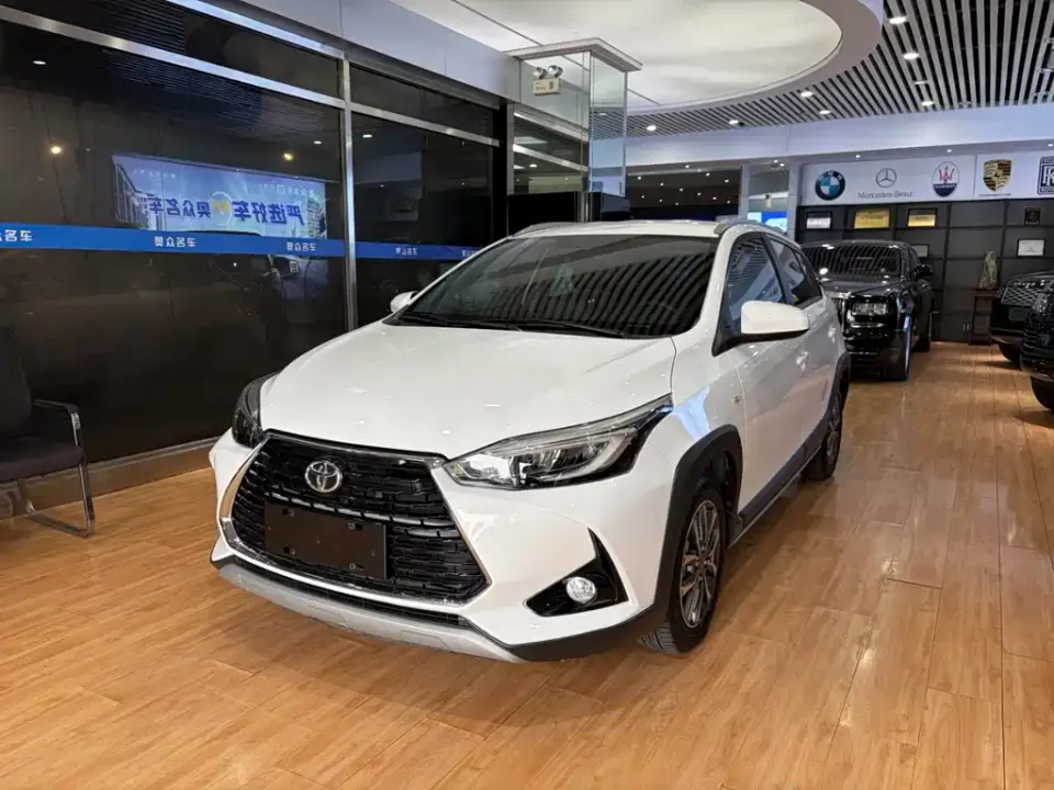 Toyota Yaris L