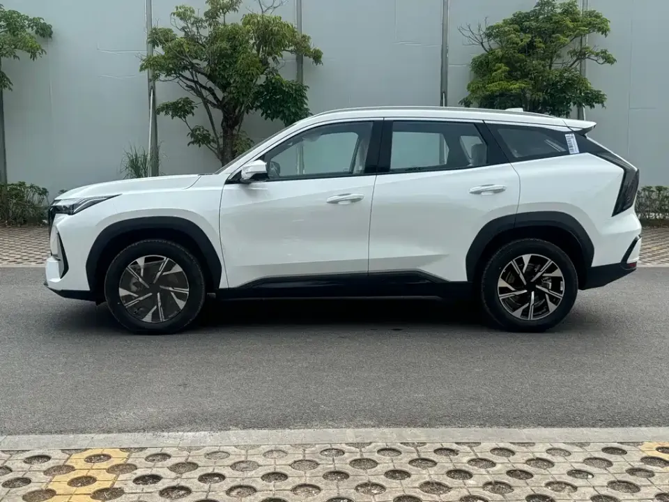 Geely Boyue L