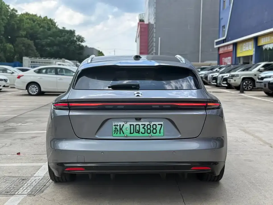 Nio ET5T