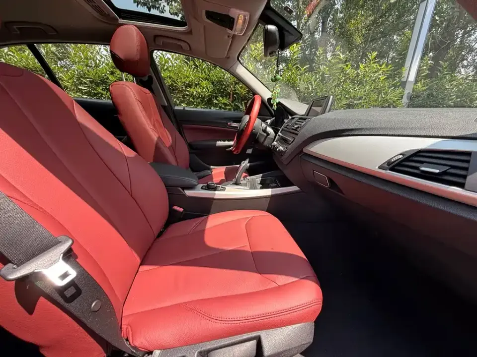 BMW 1 Series (Import)