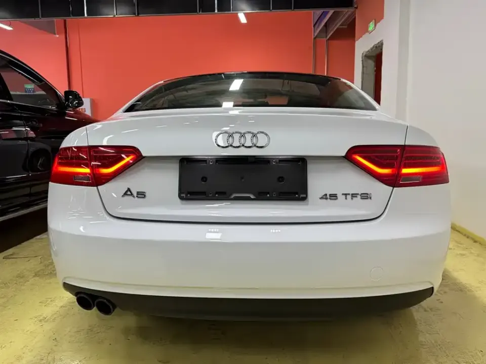 Audi A5 (Import)