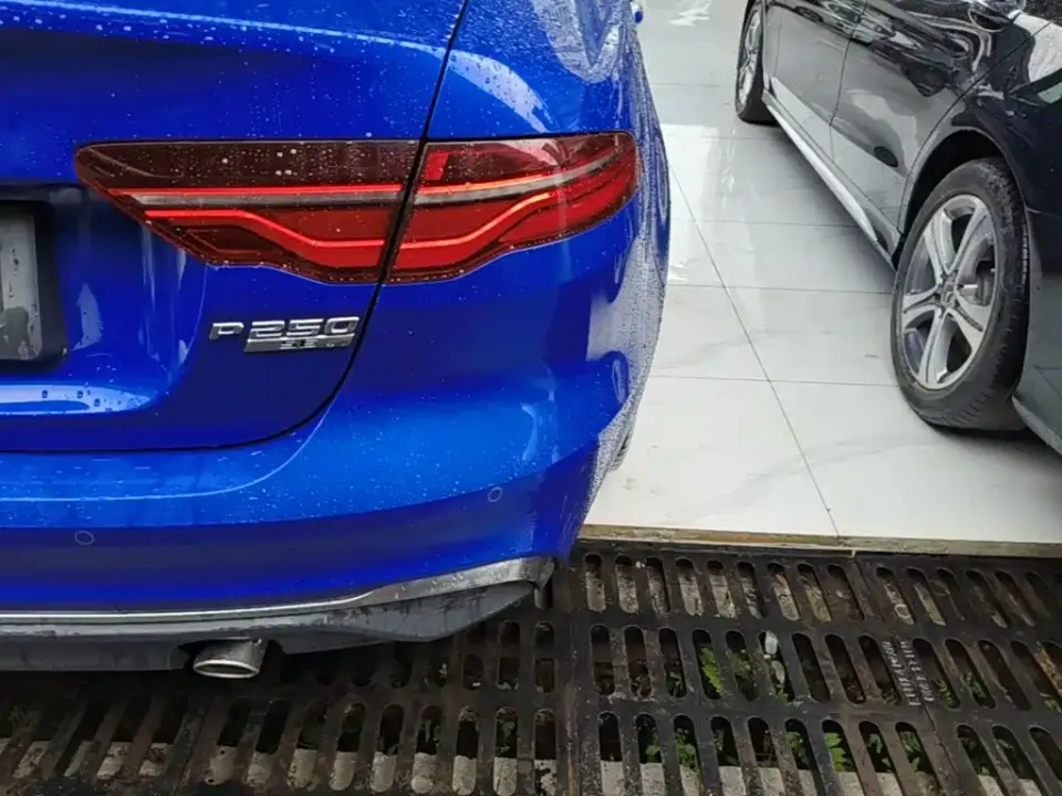 Jaguar XEL