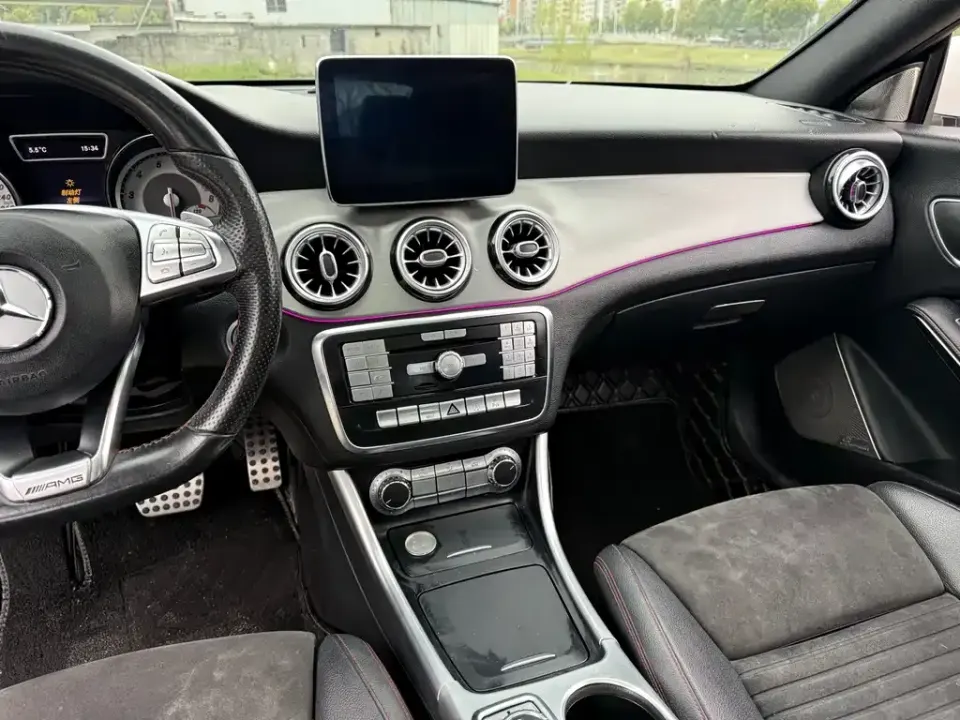 Mercedes-Benz CLA (Import)