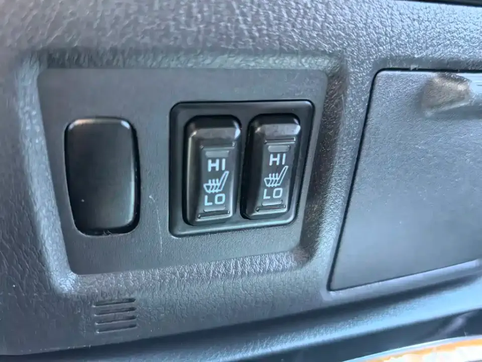 Mitsubishi Pajero (Import)