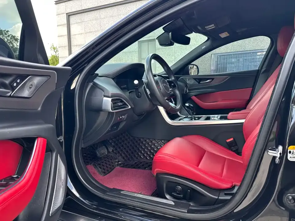 Jaguar XEL
