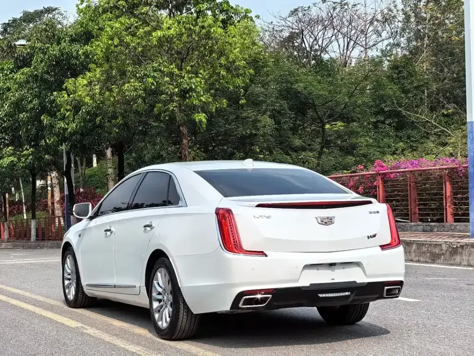 Cadillac XTS
