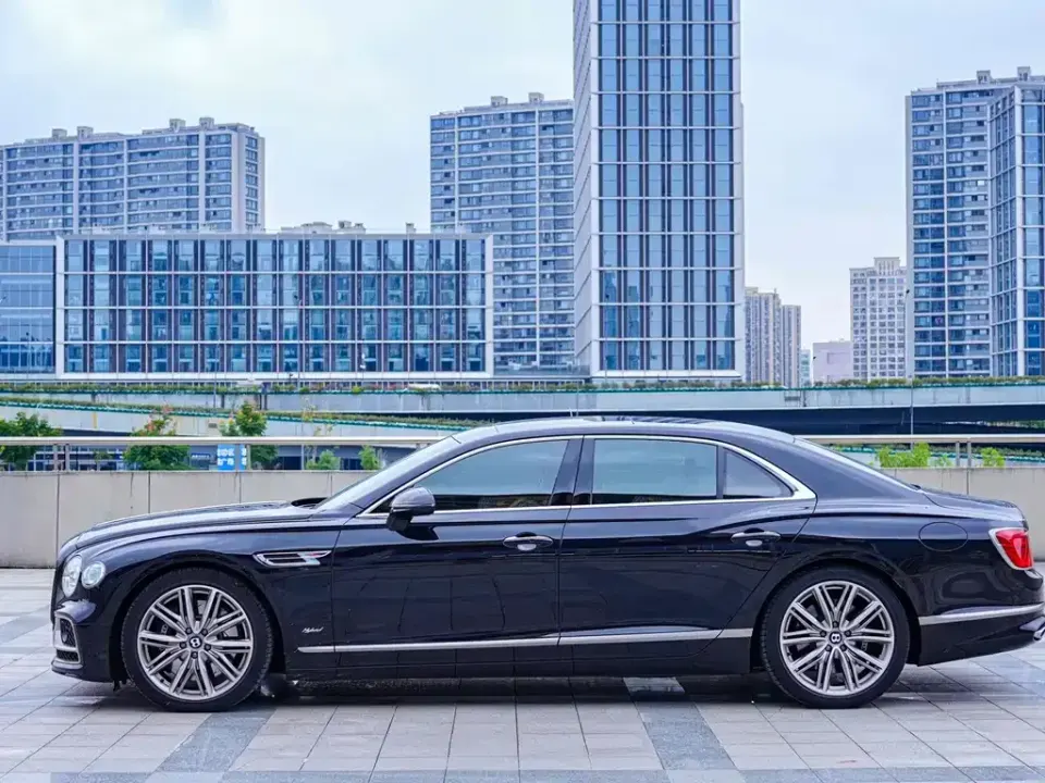 Bentley Flying Spur PHEV
