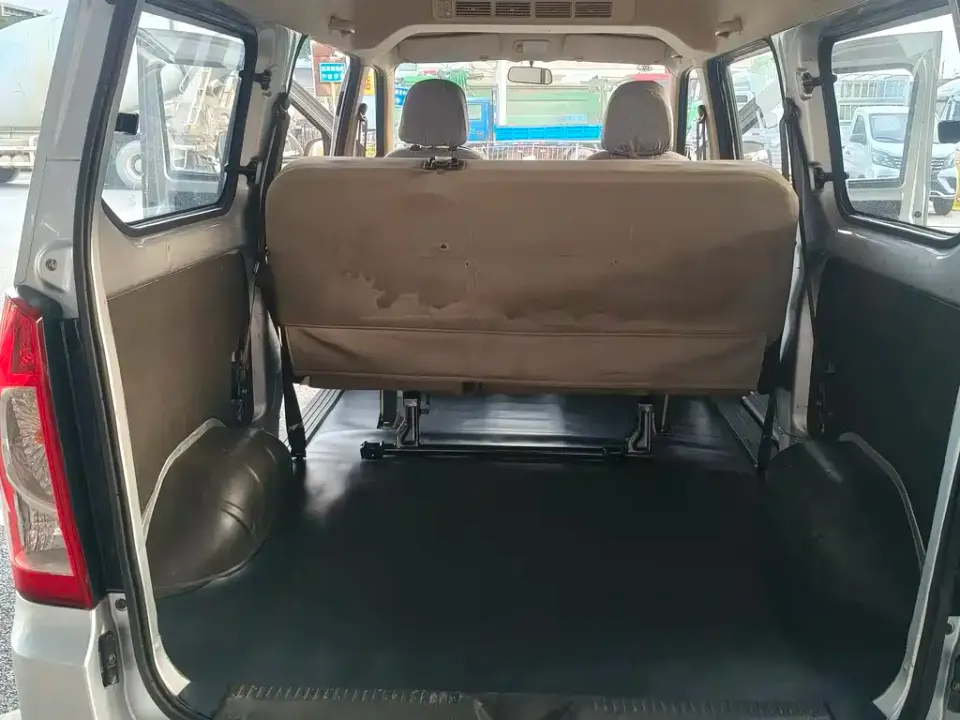 Wuling Rongguang S