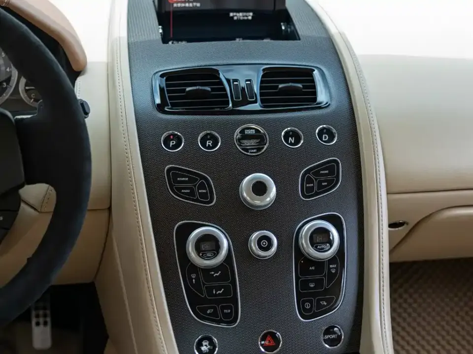 Aston Martin Rapide