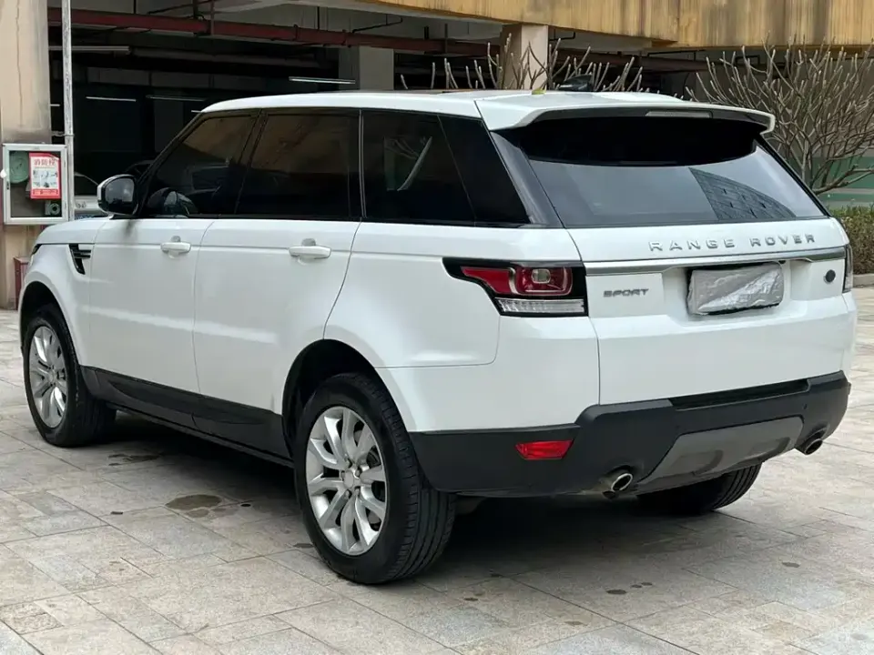 Land Rover Sport