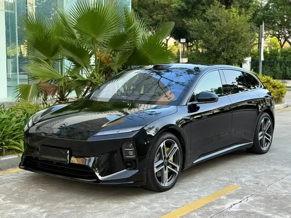 Nio ET5T