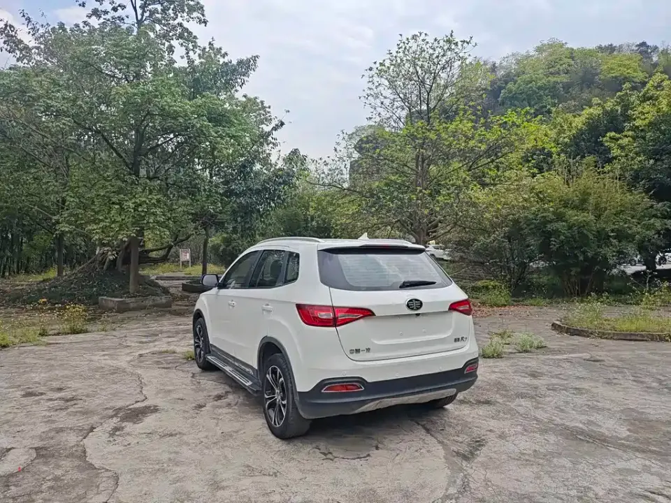 FAW Senya R7
