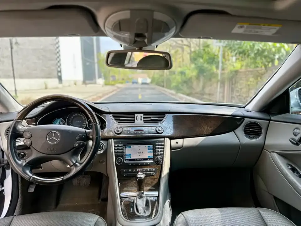 Mercedes-Benz CLS
