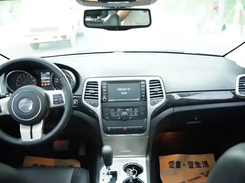 Jeep Grand Cherokee (Import)