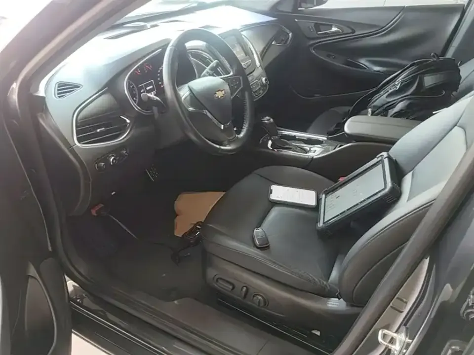 Chevrolet Malibu XL