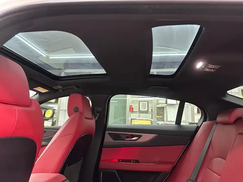 Jaguar XEL