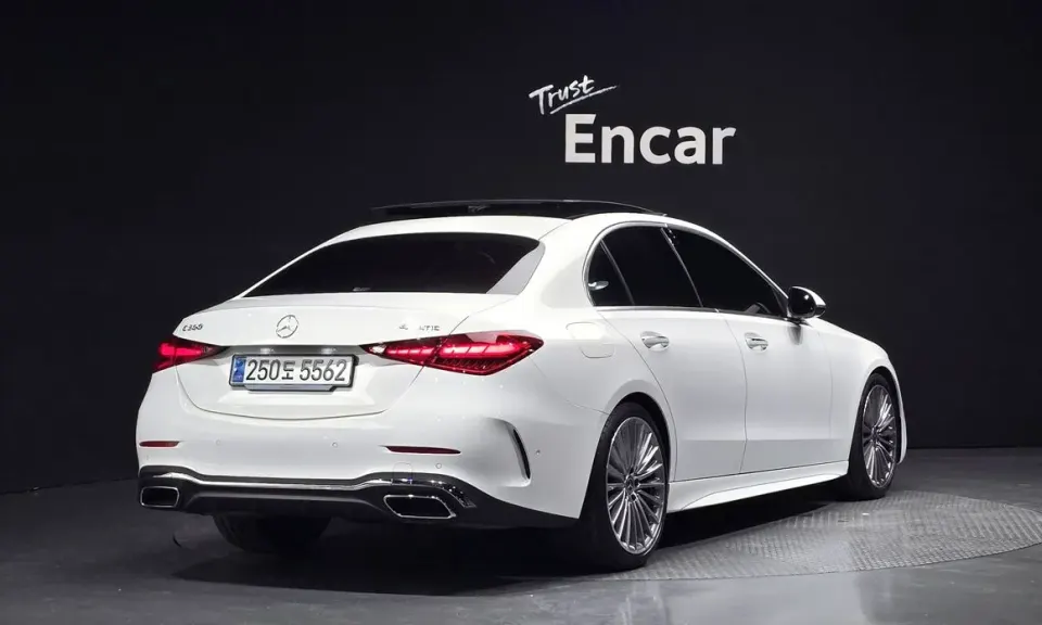 Mercedes-Benz C-Class