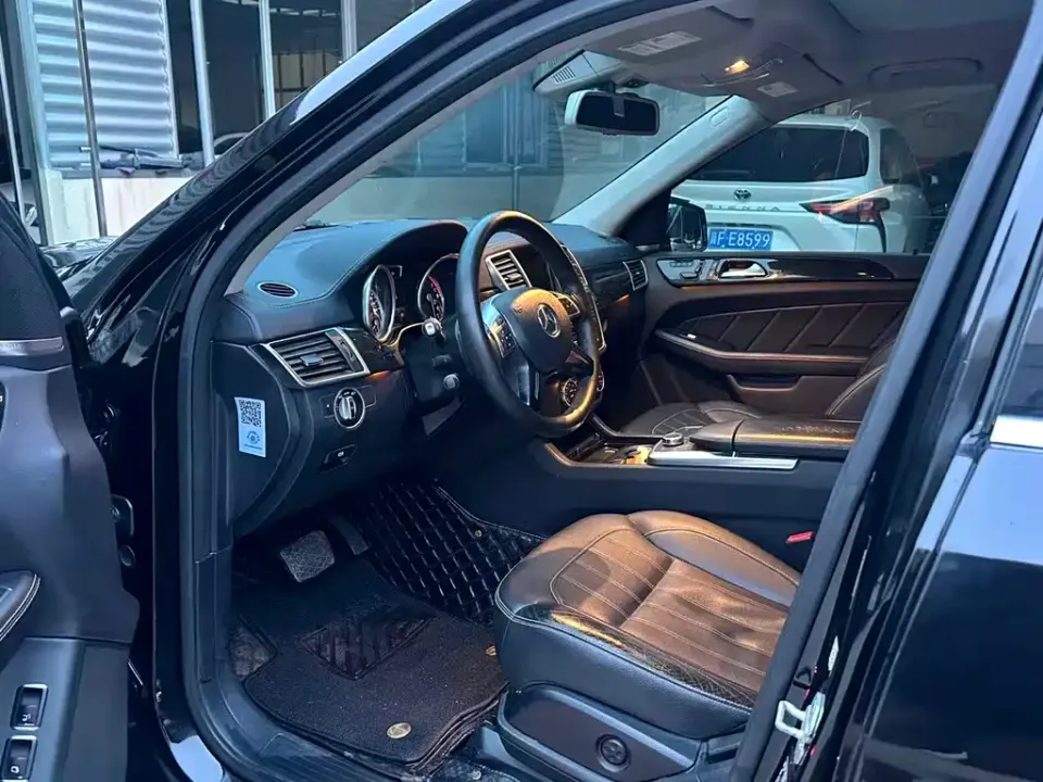 Mercedes-Benz GL-Class