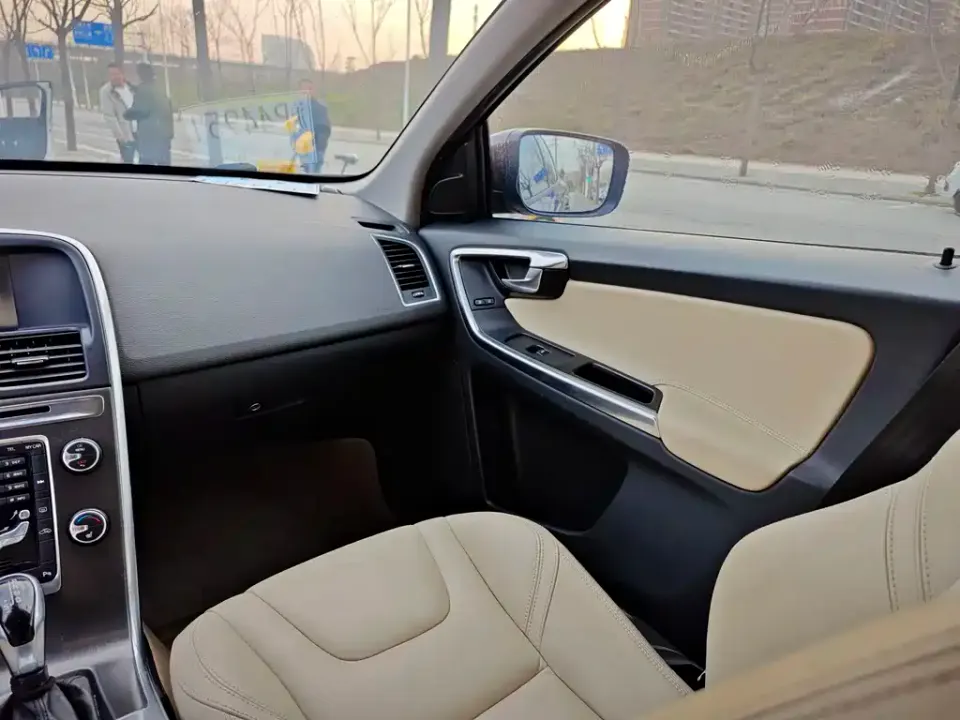 Volvo XC60 (Import)