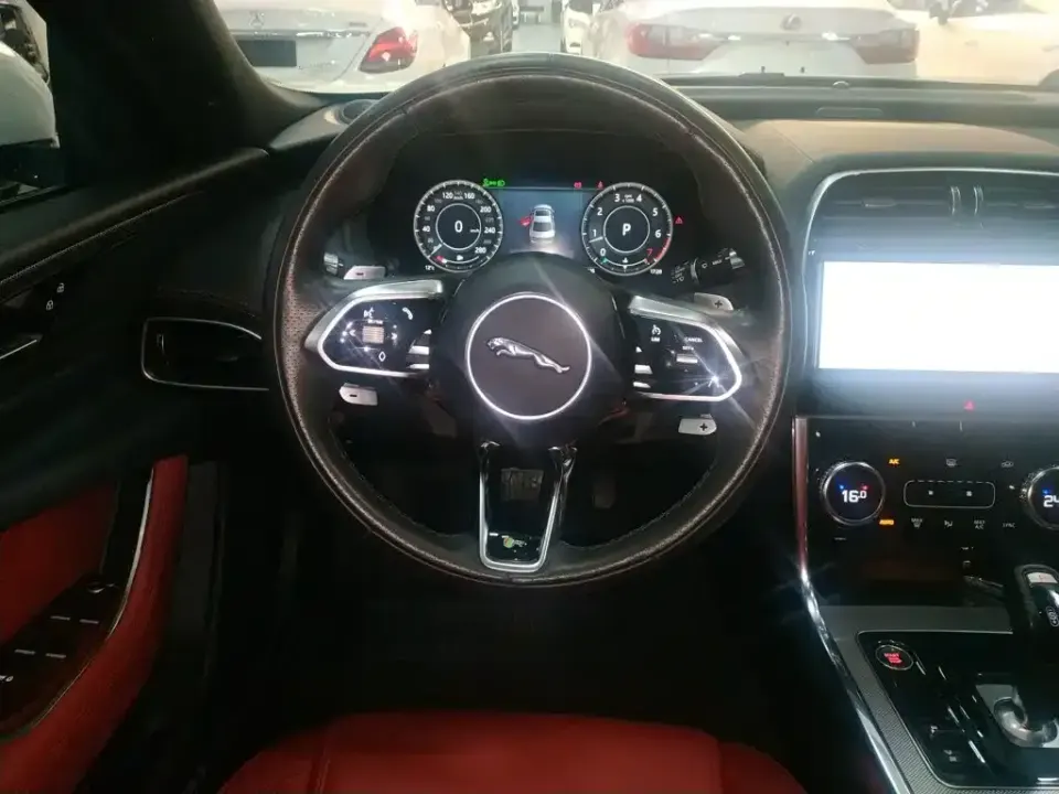 Jaguar XEL