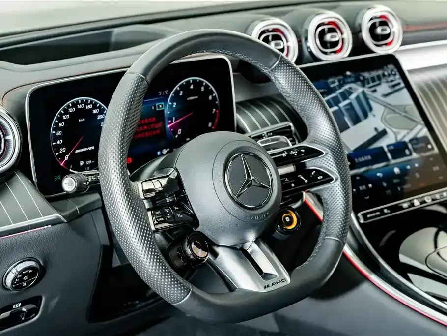 Mercedes-Benz GLC AMG