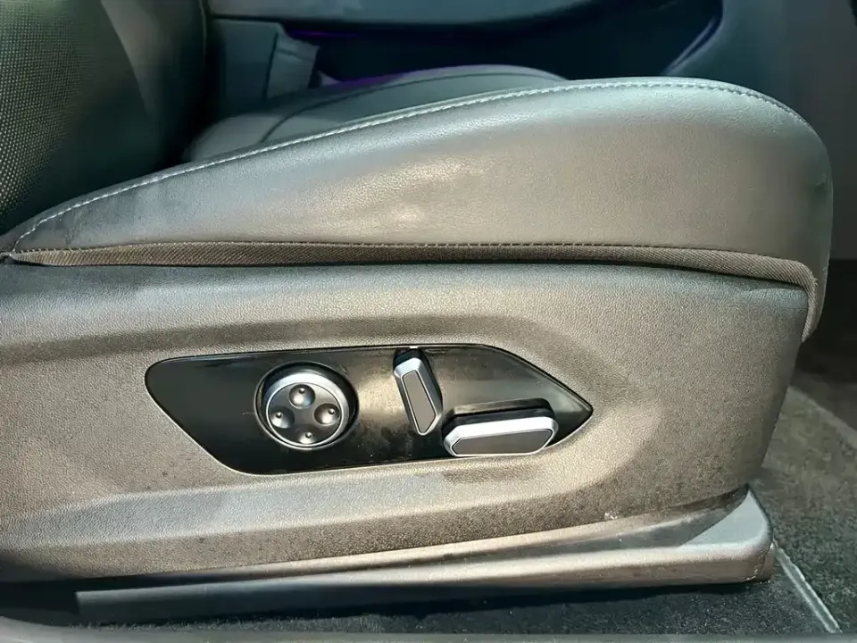 AITO AITO M5