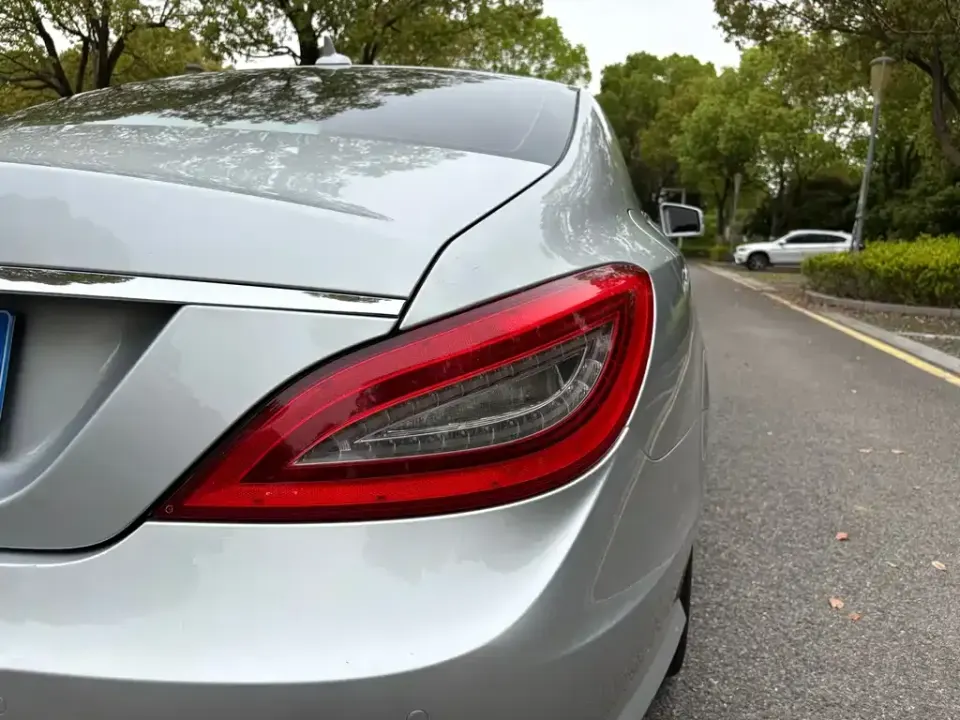 Mercedes-Benz CLS