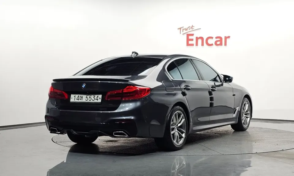BMW 5-Series