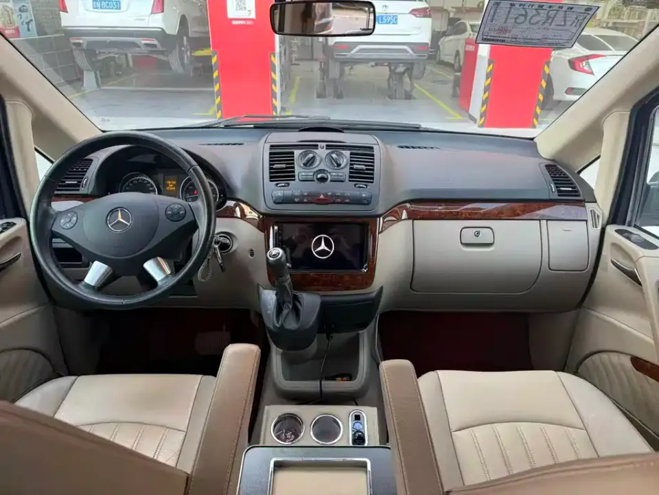 Mercedes-Benz Viano