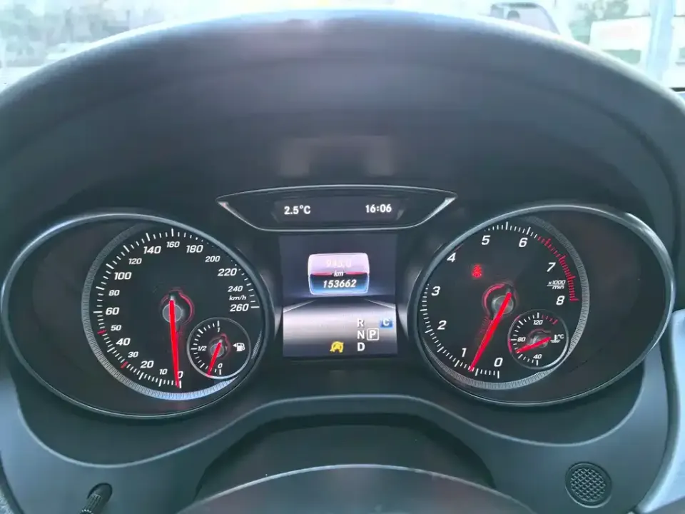 Mercedes-Benz CLA (Import)