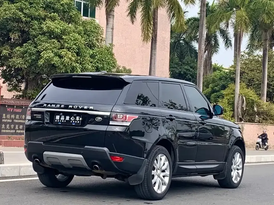 Land Rover Sport