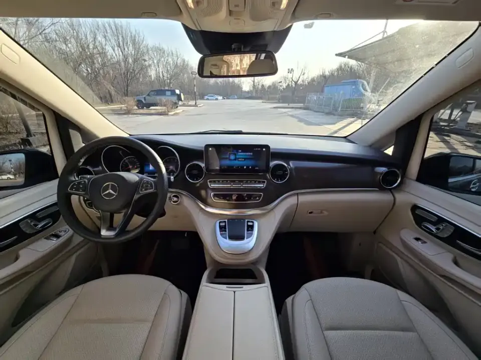 Mercedes-Benz V-Class