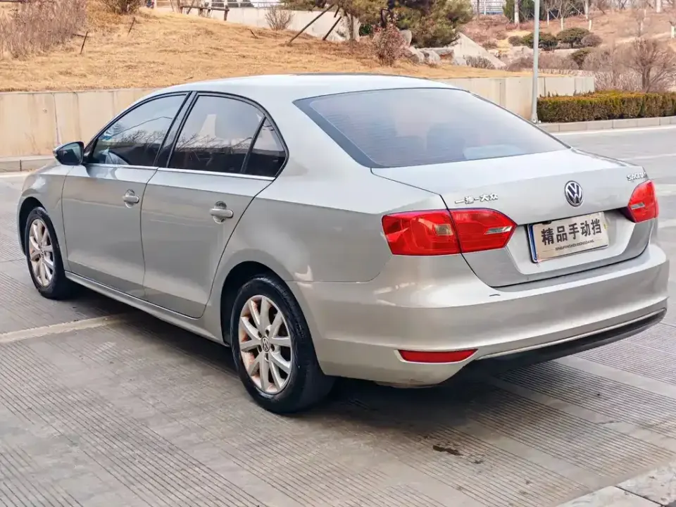 Volkswagen Sagitar