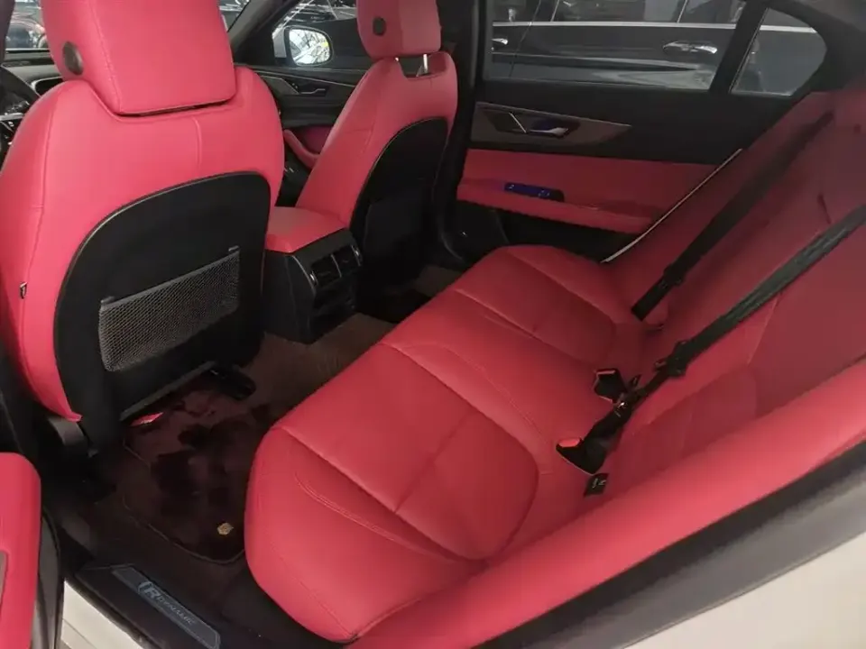 Jaguar XEL
