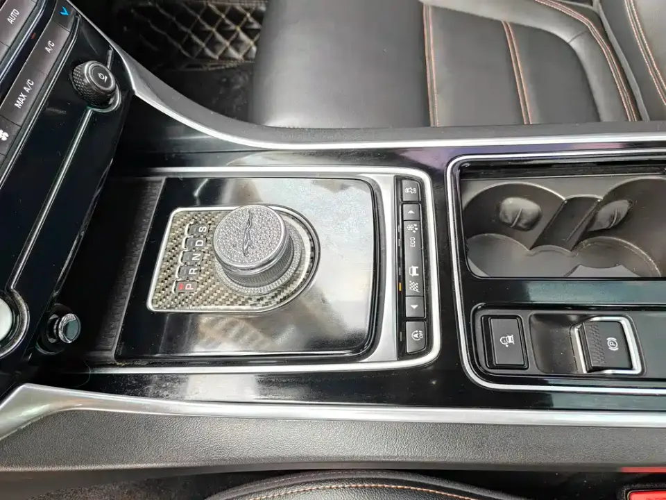 Jaguar XEL