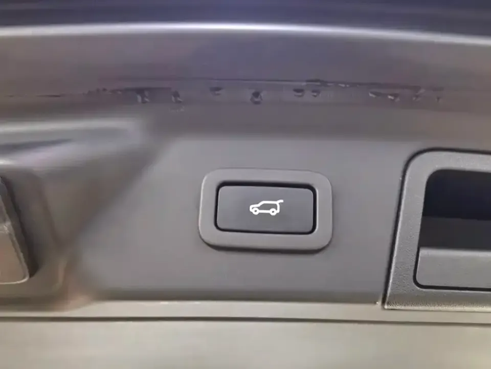 Land Rover Velar