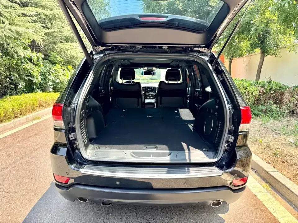 Jeep Grand Cherokee (Import)