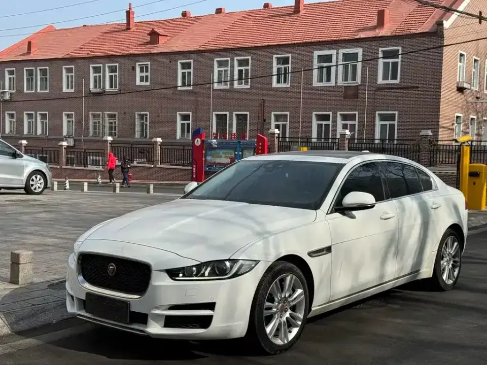 Jaguar XEL